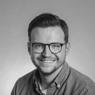 Zach Capshaw :: Director, Product Zach Capshaw :: Director, Product